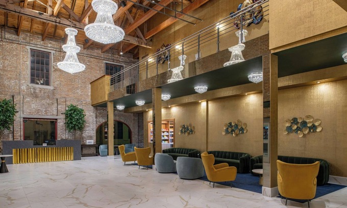 Arts/Warehouse District Hotel | SpringHill Suites by Marriott New Orleans Warehouse Arts District