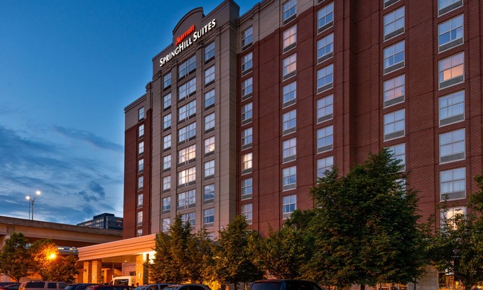 North Shore Hotel | Springhill Suites by Marriott Pittsburgh North Shore
