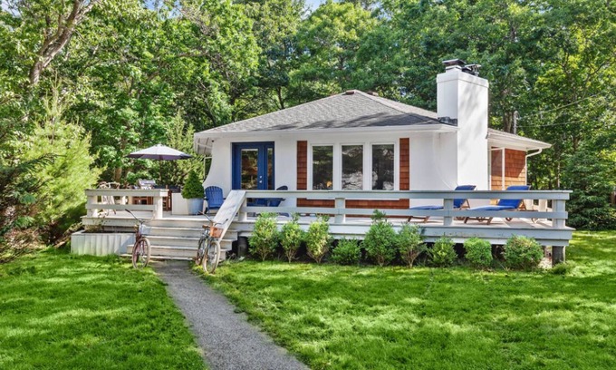 Clearwater Beach Cabaña | Springs Beach Cottage