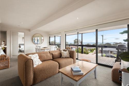 Clifton Springs Casa | Springs Getaway, Bayviews, Sleeps 6, Boat Parking
