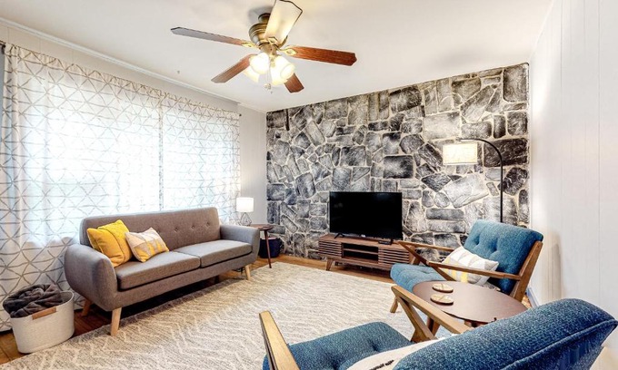 Kittery Casa | Spruce Creek Grove