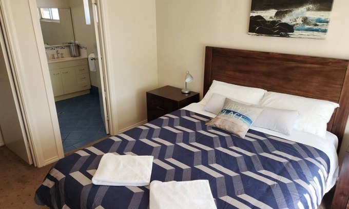 Castletown Casa | Squeaky Sands