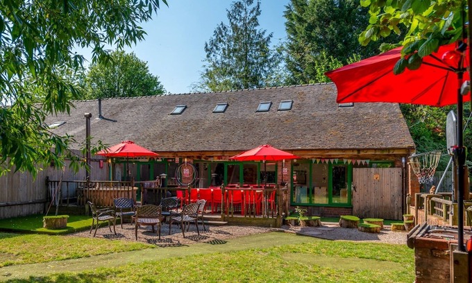 Amerton Casa | Squirrel Barn - Family Getaway | Pass the Keys