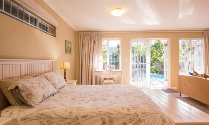 Bergvliet Casa | Squirrel's End