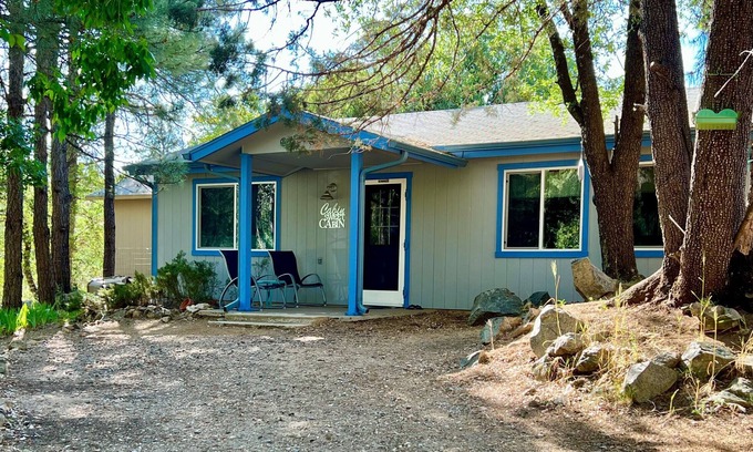 Ponderosa Park Cabina | Squirrel`s Run - Prescott Cabin Rentals