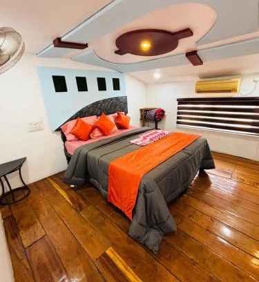 Alappuzha Hotel | Sreekrishna houseboat Alappuzha
