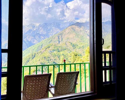 Naddi Casa | Sristhi Homestay view point Naddi