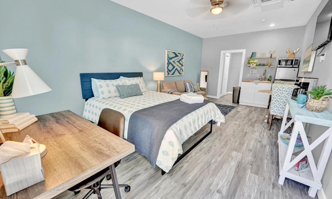 Fort Walton Beach Apartamento | SSE Unit 2 - The Starfish Home Away From Home Near the Beach!