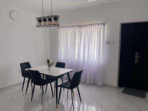 Dzorwulu Apartamento | SSS Studios - An Urban Gem in the Capital City
