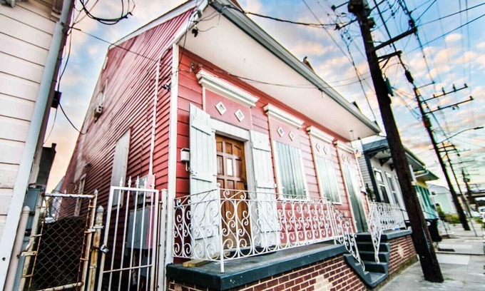 Treme Casa | St. Ann Historic Creole Cottage with Pool, Close to the French Quarter