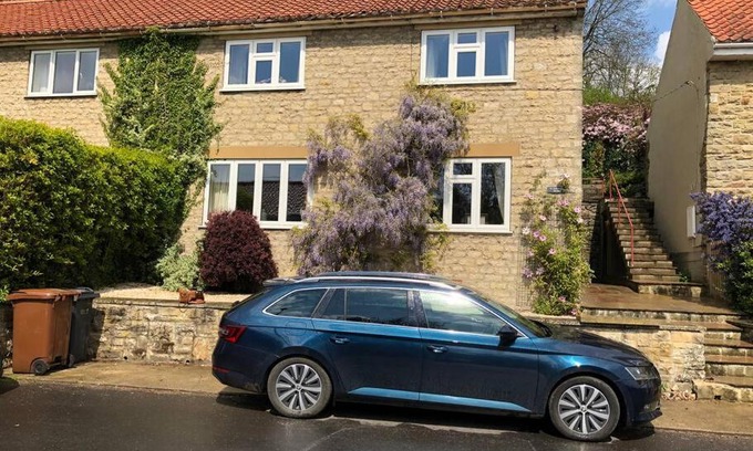 Ampleforth Casa | St Anthony’s, bright perkily decorated 3 bedroom house