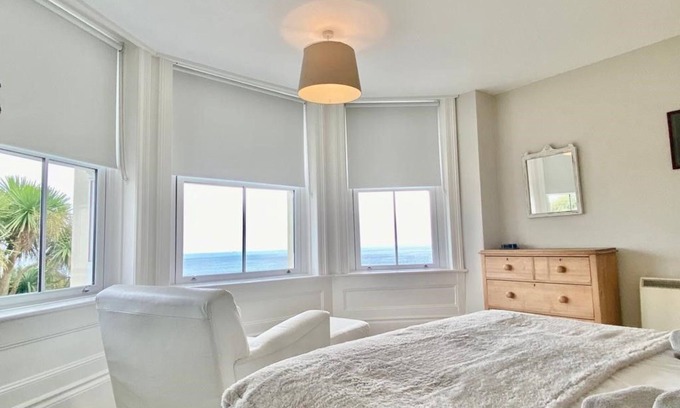 Ventnor Apartamento | St Catherine's Lookout is in the peaceful village of Niton on the Isle of Wight with stunning views