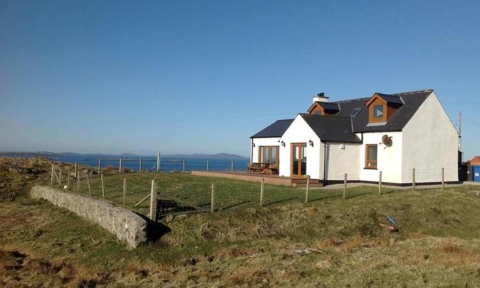 Outer Hebrides Casa | St Clements View