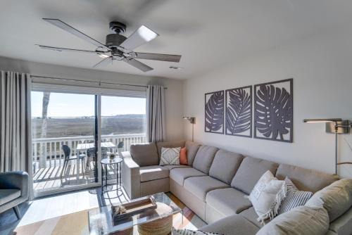 Oceanmarsh Subdivision Apartamento | St Helena Island Vacation Rental Walk to Beach!