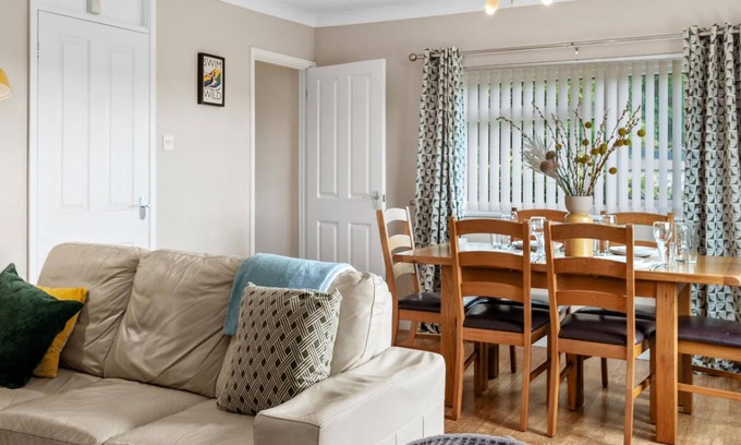 Wiseman's Bridge Apartamento | St Helens Apartment 1 - Short Walk to Beach