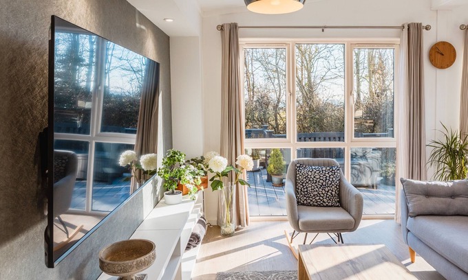 Ryde Cabina | St Helens - Lodge - Sleeps 4 - Pets Allowed - Pool