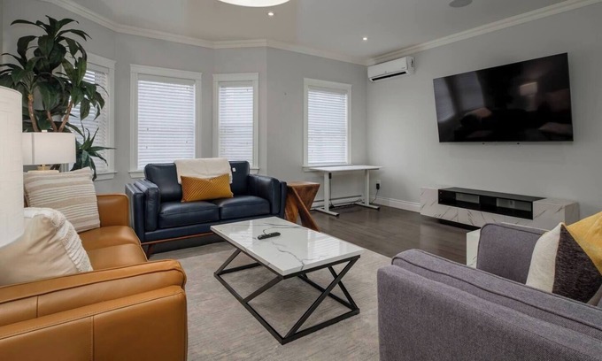 Downtown St. John's Casa | St. John's Style: Modern Meets Comfort