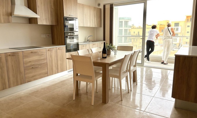 St. Andrew's Apartamento | St.Julian’s Brand New apartment 3 Walking distance to St.Julians Paceville