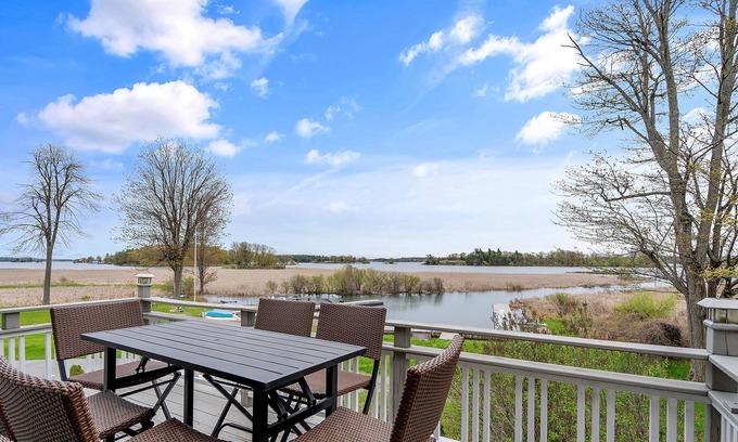 Wellesley Island Casa | St. Lawrence Haven - Amazing Views