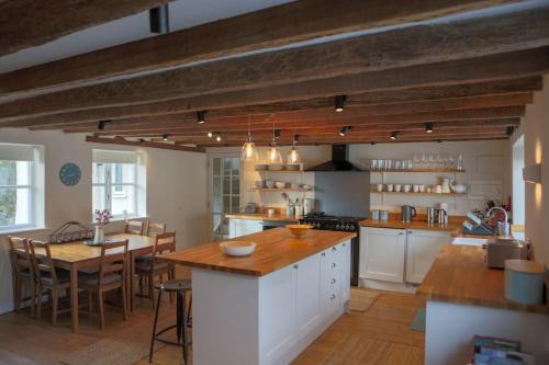 Topsham Apartamento | St Margaret's Steps Luxury apartment sleeps 8