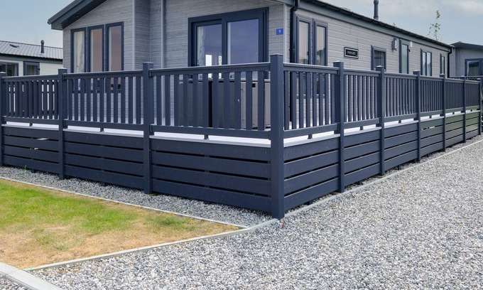 Treator Cabina | ST PETROCS 9, pet friendly, luxury holiday cottage in Padstow