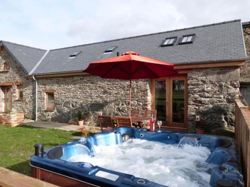 Llanycil Casa | Stabal Llew Coch