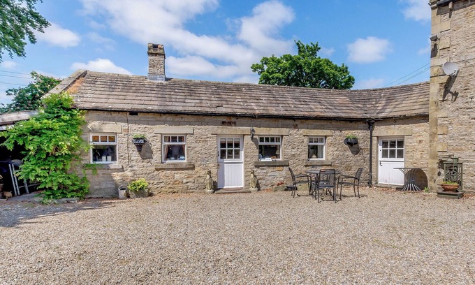 West Burton Cabaña | Stable Cottage - E5118