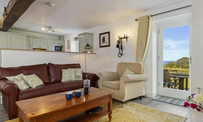 New Quay Cabaña | Stable Cottage, Nanternis