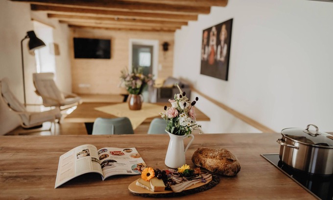 Loffingen Apartamento | Stable vacation apartment
