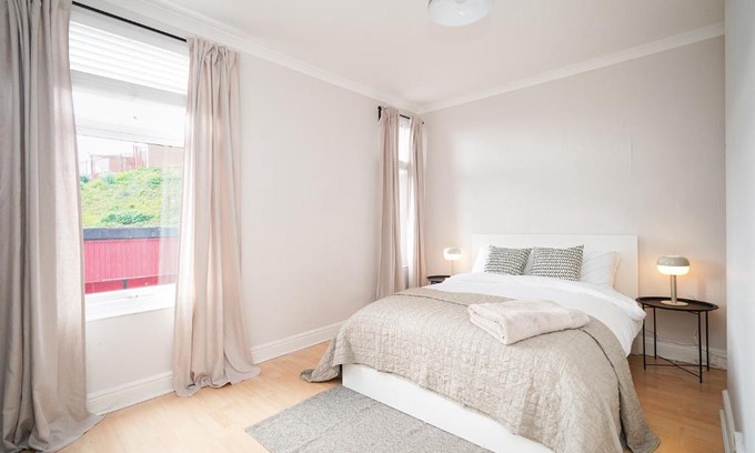 Sheffield Apartamento | Stadium View, entire private house, close to city centre, free WiFi