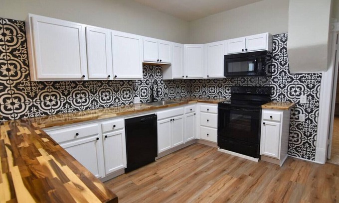 Cortland Casa | Stained Glass Sanctuary