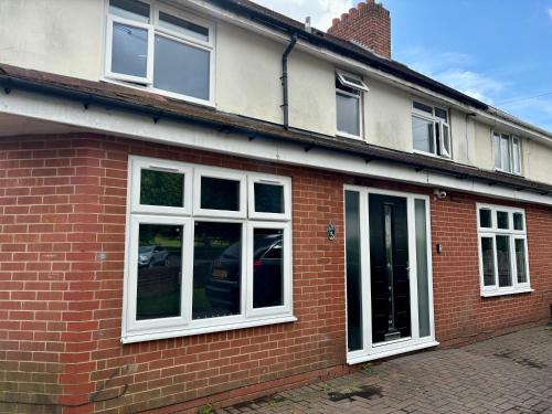 Cradley Casa | Stainless Guests house