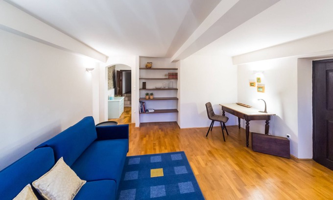 Ljubljana Old Town Apartamento | Stairway to the castle - apartment in the heart of historic centre