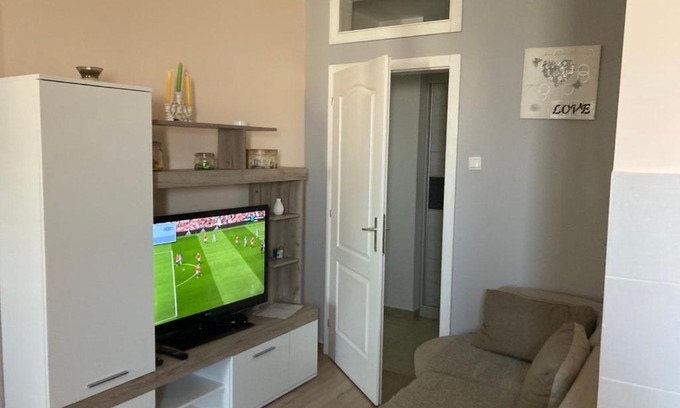 Loznica Apartamento | STAN NA DAN-LOZNICA 2