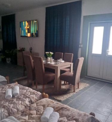 Platicevo Apartamento | Stan na dan Platičevo