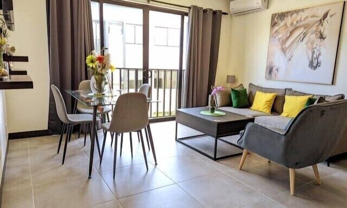Alajuela Apartamento | Stand out apartment -SJO Airport - Air Cond