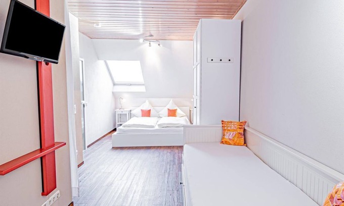 Langsur Cama Y Desayuno | Standard Doppelzimmer - Weingut Johannishof