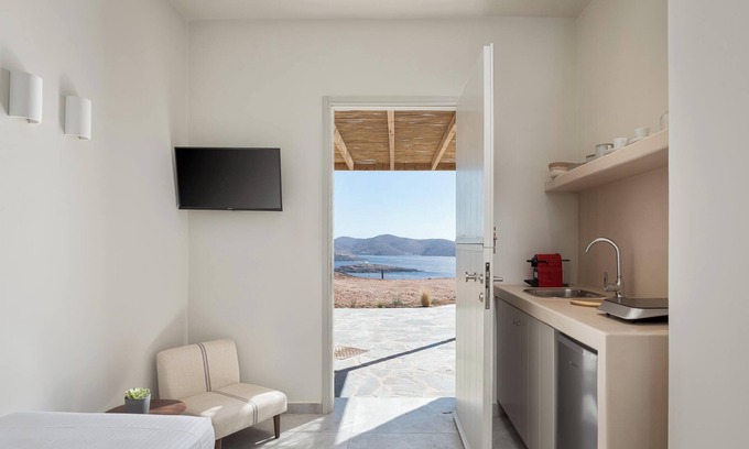 Kithnos Apartamento | Standard Room Kythea Suites Kythnos