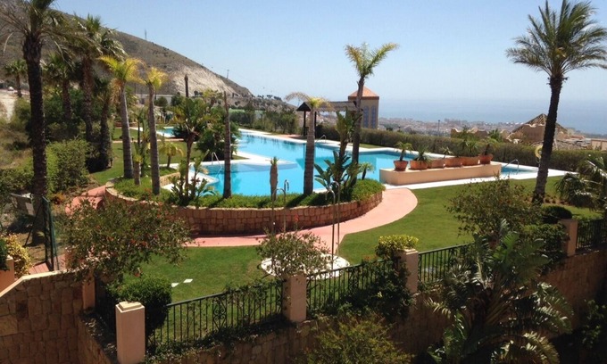 Benalmádena Apartamento | PERMANENTE apartamento en un entorno celestial