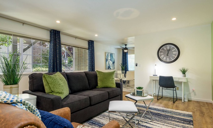 Farm Hills Apartamento | Stanford Hospitals within reach – cozy 1-bedroom apartment