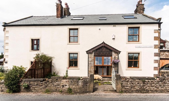 Lancaster Cama Y Desayuno | Stanley Lodge Farmhouse