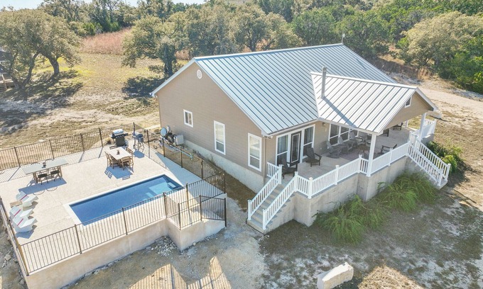 Johnson City Casa | Stanton Valley | Family Friendly Retreat with Pool