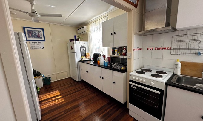 Proserpine Casa | Star Guesthouse