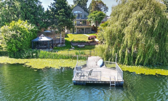 Lakeland North Casa | Star Lake Waterfront Estate