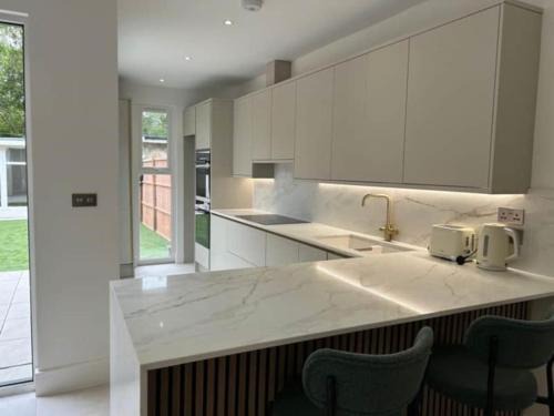 West Hendon Casa | Star London Cheyne Walk 5 Bedroom Oasis