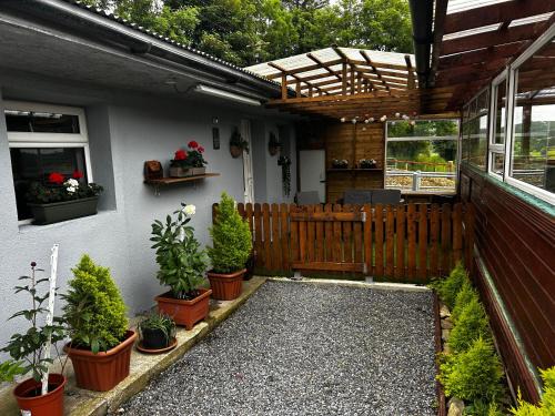 Killotteran Casa | Stardust Getaway Tiny-Home E32AK40