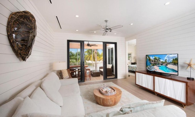 Rum Point Casa | Starfish Kai-C28 by Grand Cayman Villas & Condos