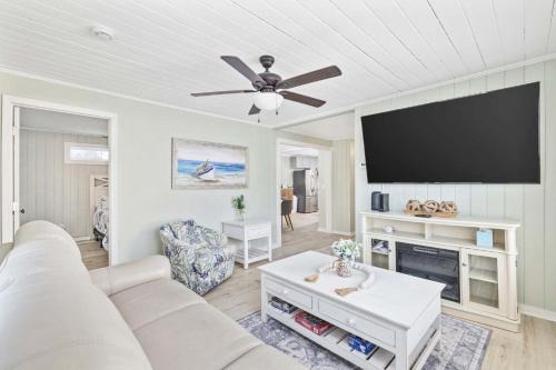 Garden City Villa | Starfish Tails Retreat Pet-Friendly