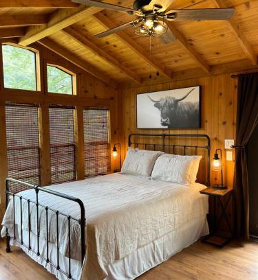 Three Rivers Chalet De Esquí | Stargazer Chalet, two bedroom with WiFi