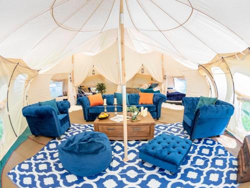 Bromsash Otro | Stargazer Glamping UK The Mahal 8 People